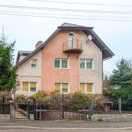 Dom na sprzedaż