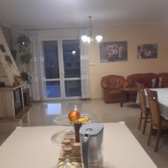 Dom na sprzedaż