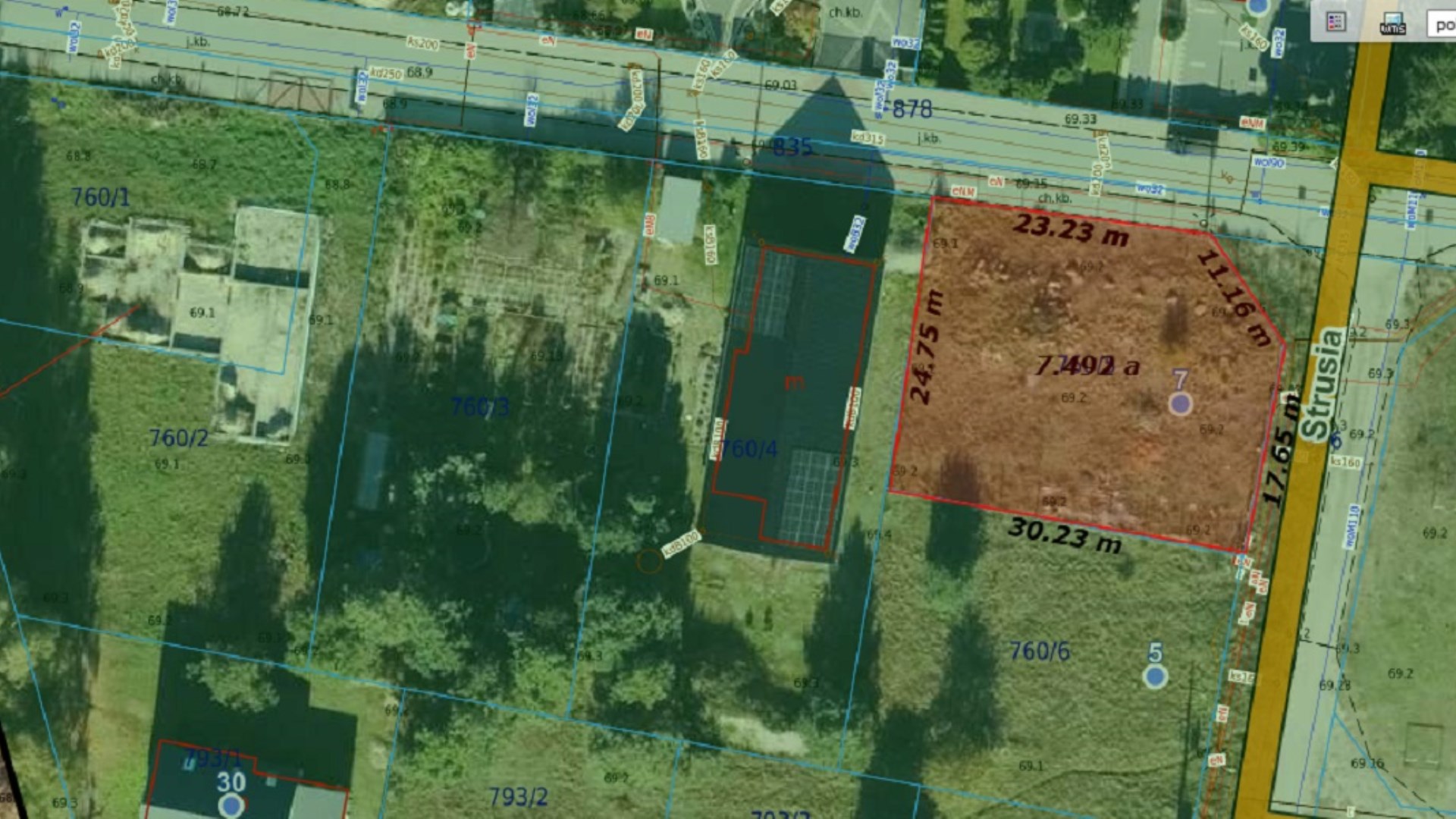 Działka na sprzedaż