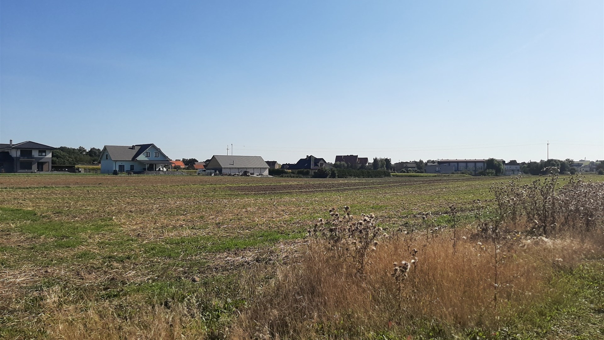 Działka na sprzedaż