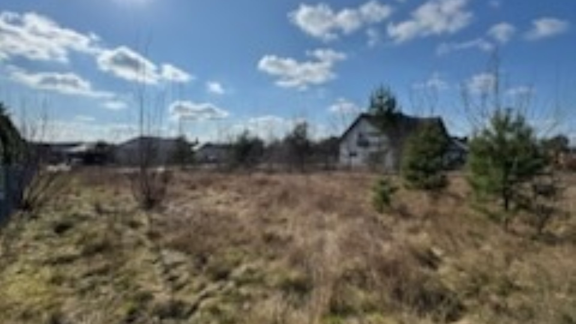 Działka na sprzedaż